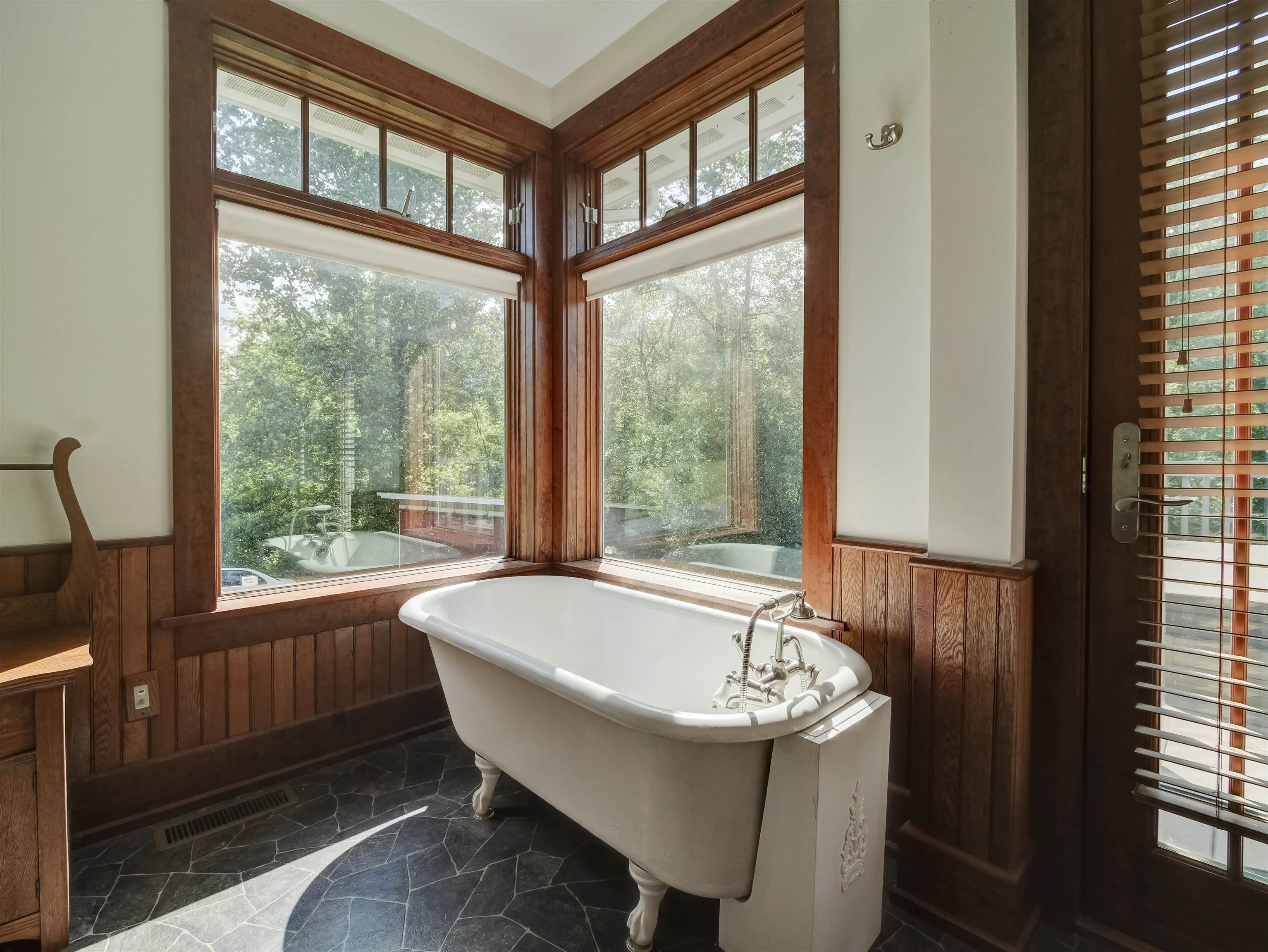 7304 DRY RUN RD, BURNSVILLE, Virginia 24487, 3 Bedrooms Bedrooms, ,2 BathroomsBathrooms,Residential,Journey's End,7304 DRY RUN RD,666061 MLS # 666061