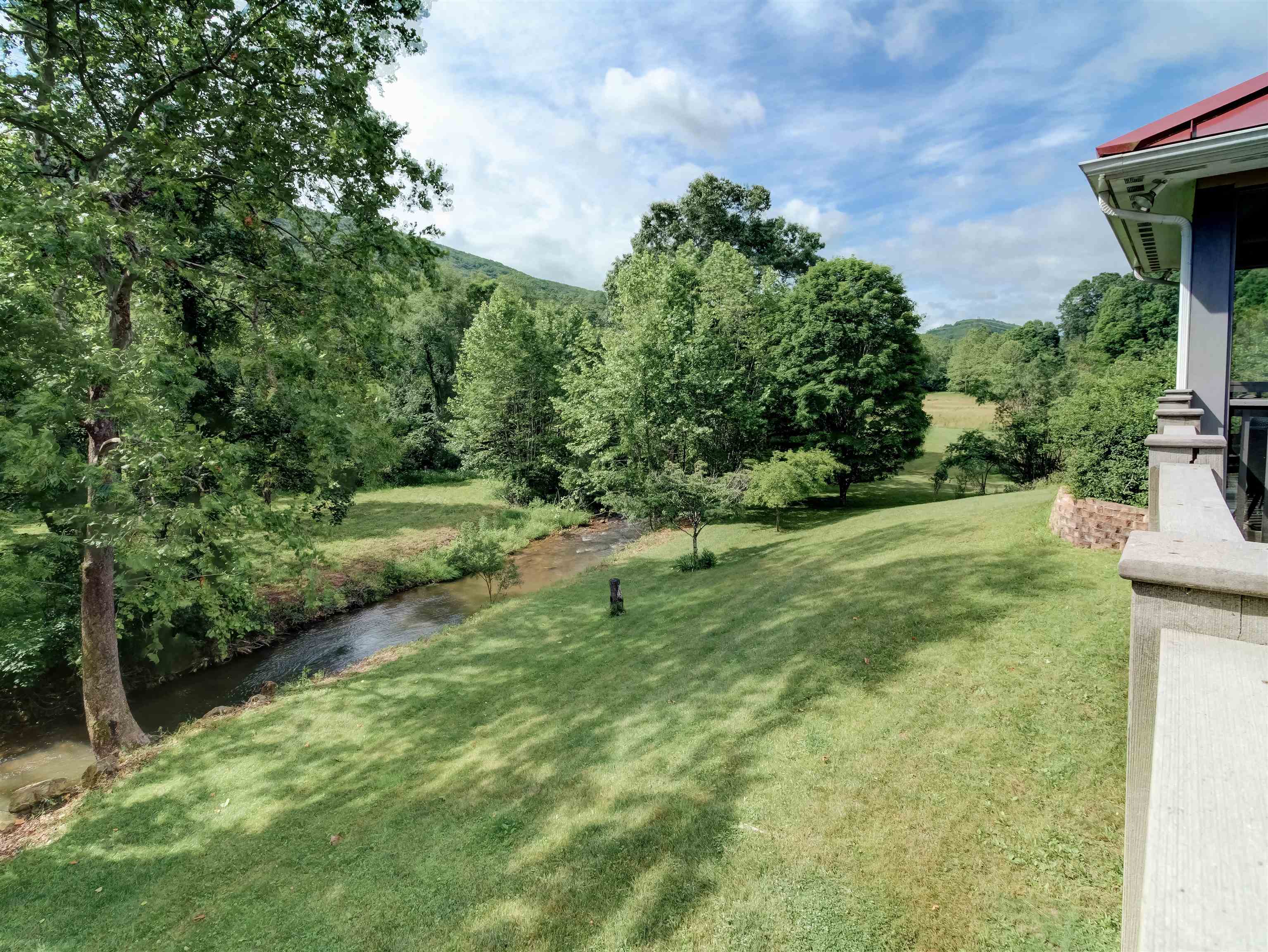 7304 DRY RUN RD, BURNSVILLE, Virginia 24487, 3 Bedrooms Bedrooms, ,2 BathroomsBathrooms,Residential,Journey's End,7304 DRY RUN RD,666061 MLS # 666061