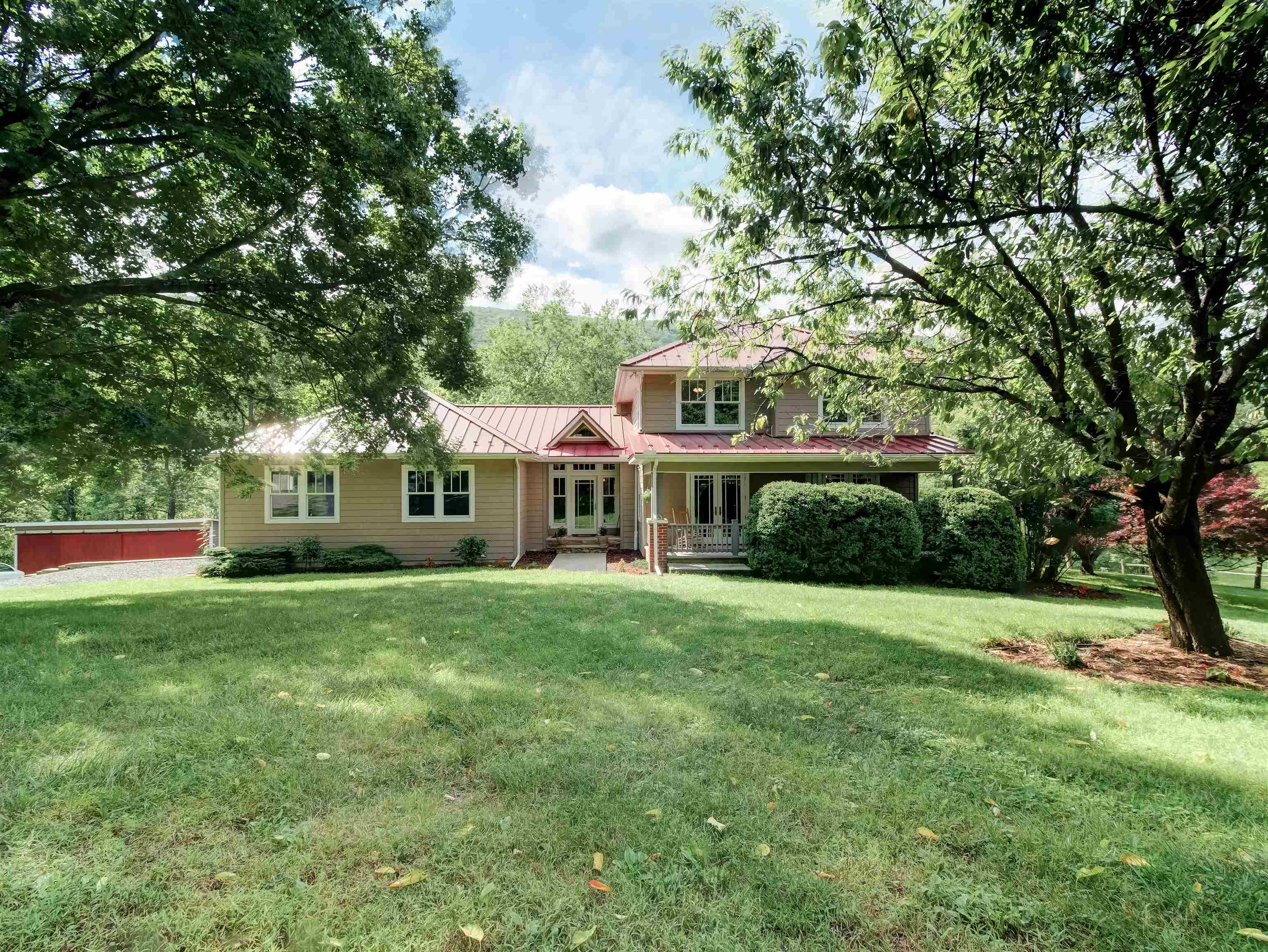 7304 DRY RUN RD, BURNSVILLE, Virginia 24487, 3 Bedrooms Bedrooms, ,2 BathroomsBathrooms,Residential,Journey's End,7304 DRY RUN RD,666061 MLS # 666061