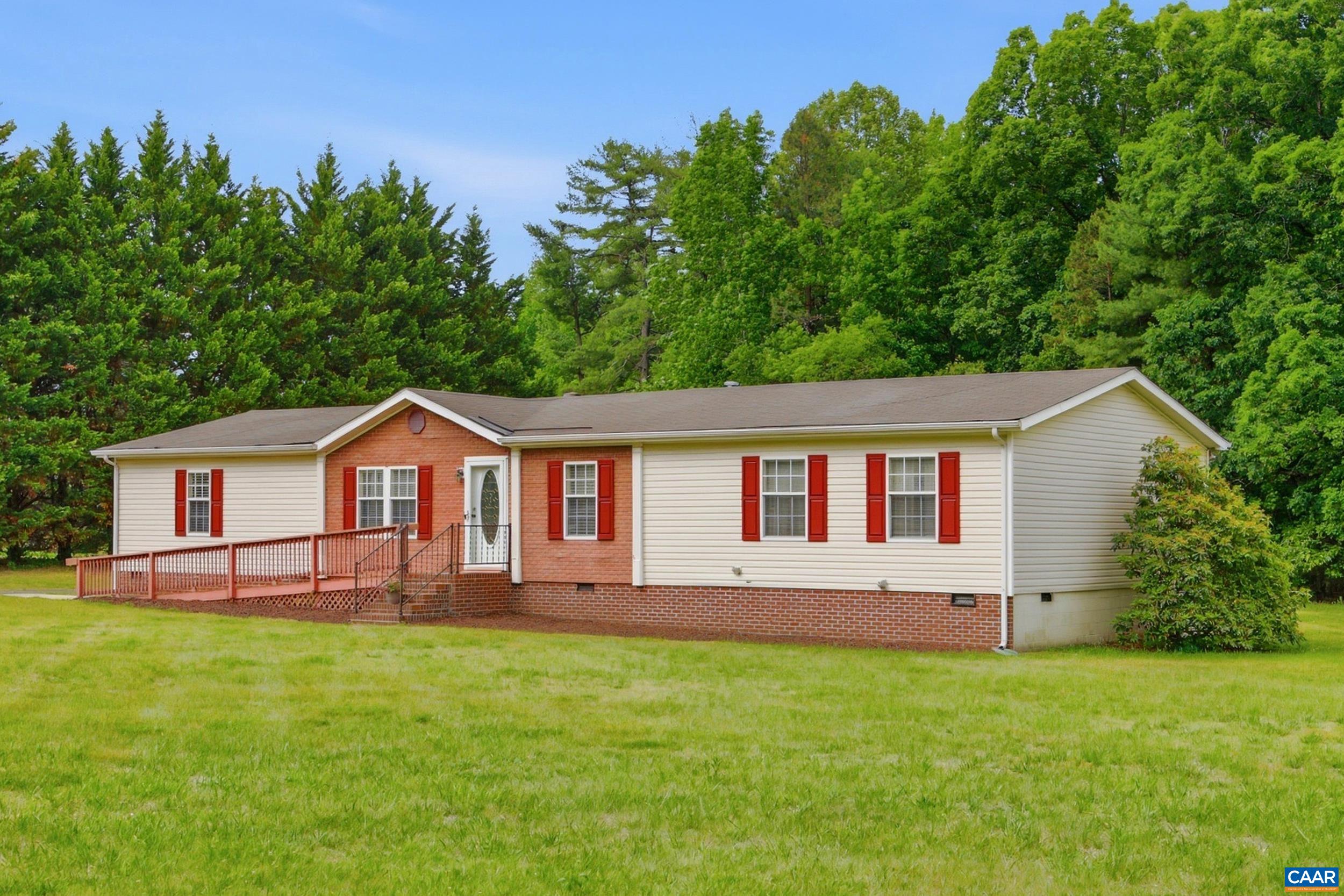 19394 LOUISA RD, LOUISA, Virginia 23093, 3 Bedrooms Bedrooms, ,2 BathroomsBathrooms,Residential,19394 LOUISA RD,676954 MLS # 676954 19394 LOUISA RD, LOUISA, Virginia 23093, 3 Bedrooms Bedrooms, ,2 BathroomsBathrooms,Residential,19394 LOUISA RD,676954 MLS # 676954