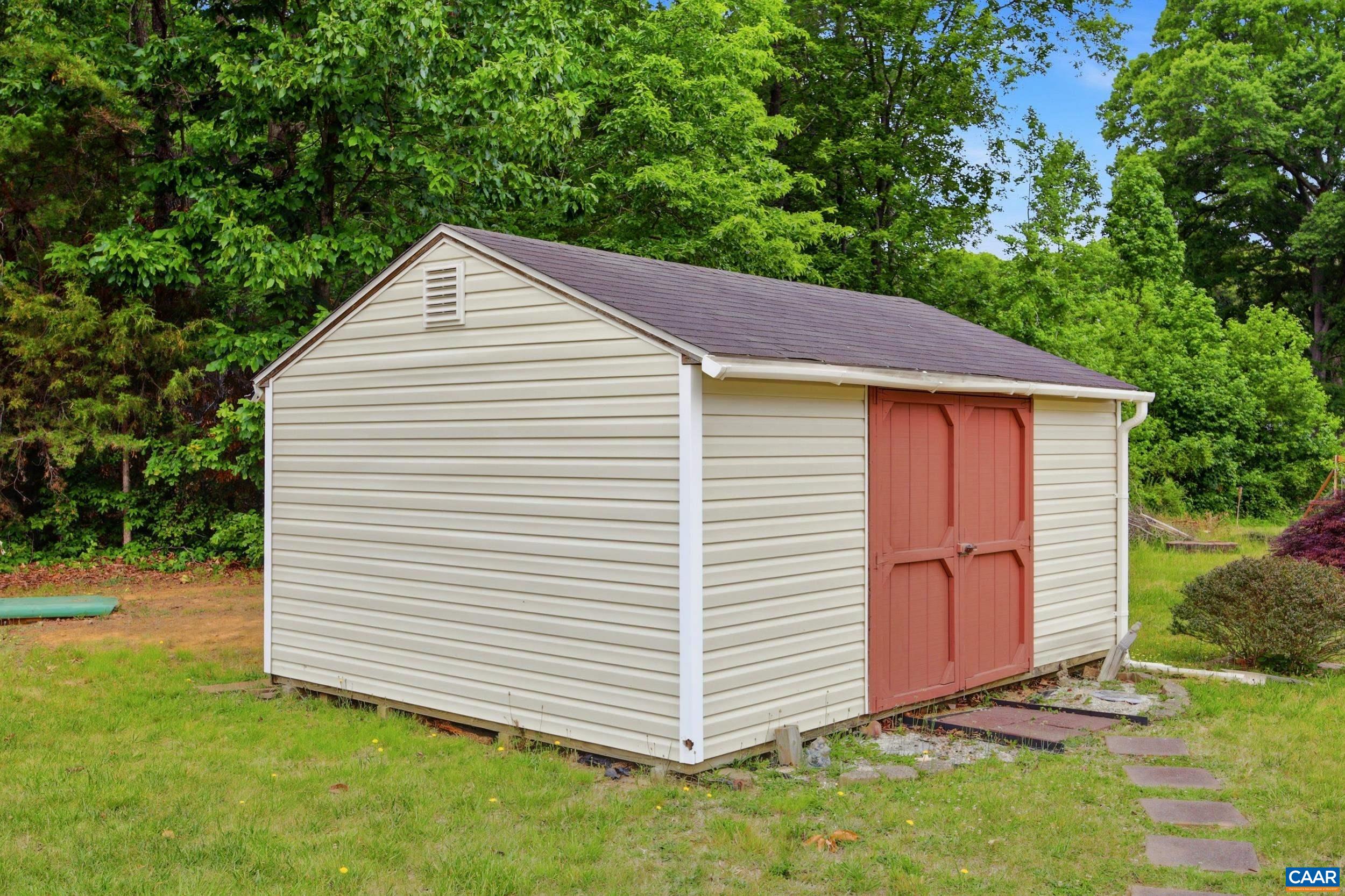19394 LOUISA RD, LOUISA, Virginia 23093, 3 Bedrooms Bedrooms, ,2 BathroomsBathrooms,Residential,19394 LOUISA RD,676954 MLS # 676954 19394 LOUISA RD, LOUISA, Virginia 23093, 3 Bedrooms Bedrooms, ,2 BathroomsBathrooms,Residential,19394 LOUISA RD,676954 MLS # 676954