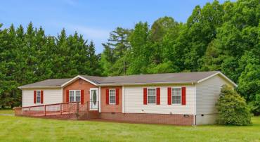 19394 LOUISA RD, LOUISA, Virginia 23093, 3 Bedrooms Bedrooms, ,2 BathroomsBathrooms,Residential,19394 LOUISA RD,676954 MLS # 676954