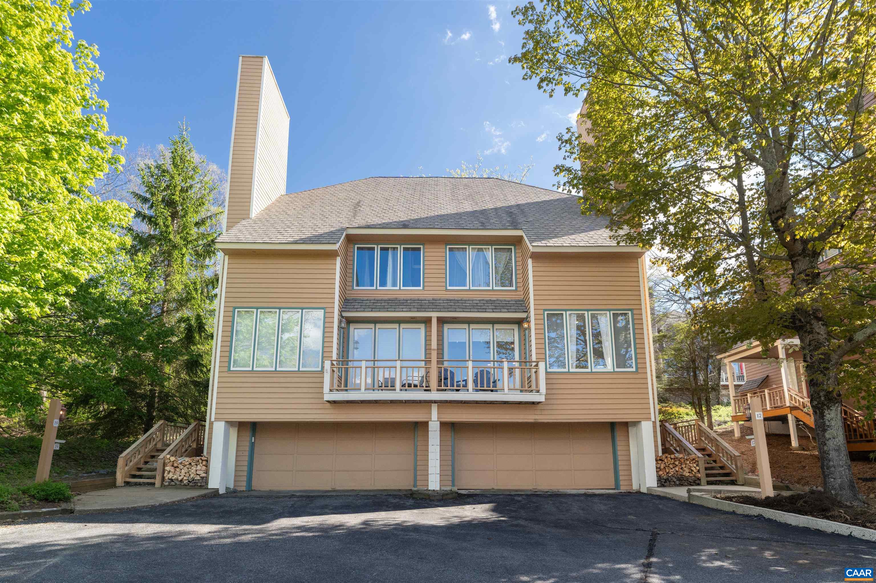17 IVY GLEN LN, WINTERGREEN RESORT, Virginia 22967, 4 Bedrooms Bedrooms, ,3 BathroomsBathrooms,Residential,17 IVY GLEN LN,677064 MLS # 677064