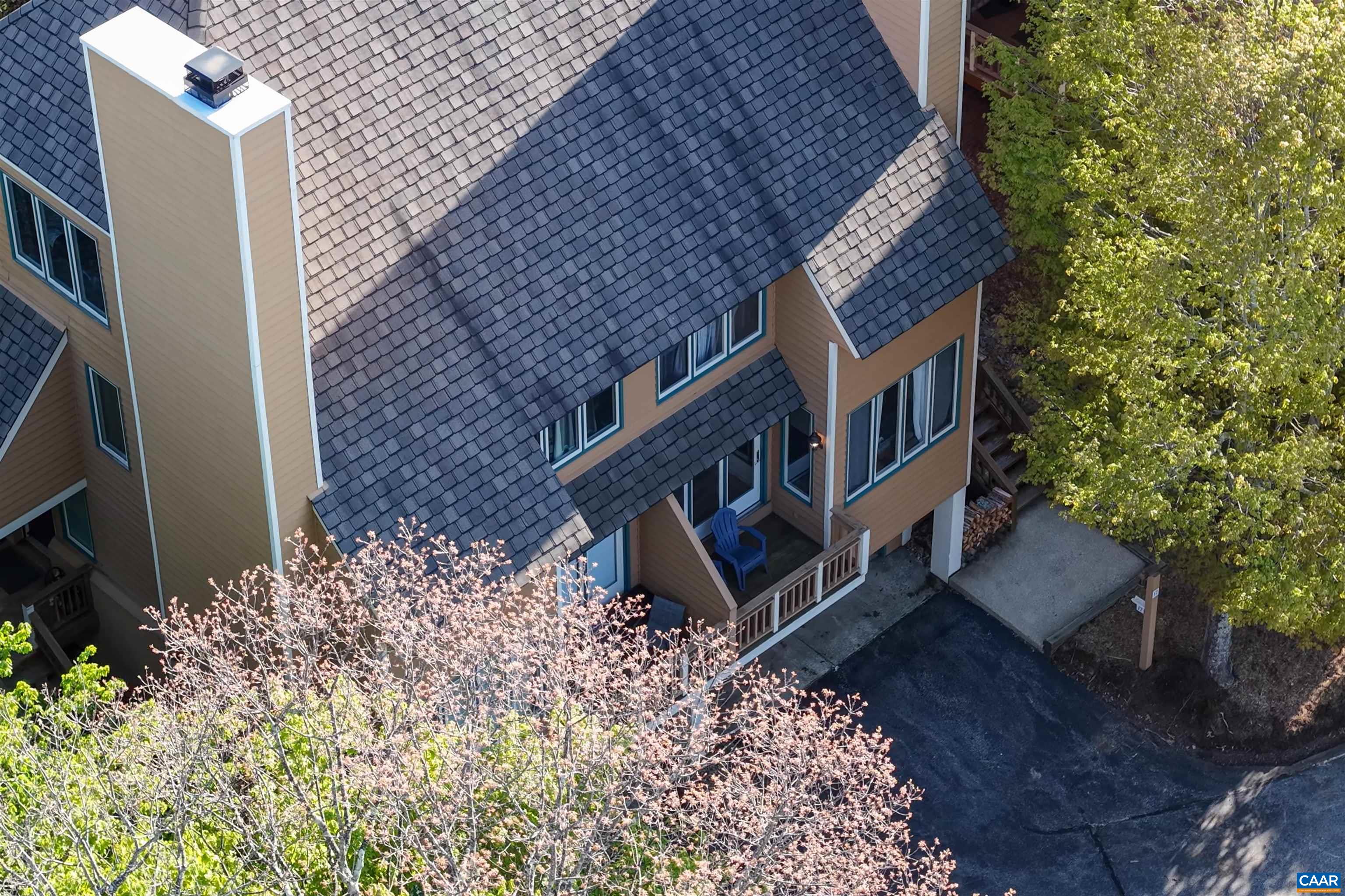 17 IVY GLEN LN, WINTERGREEN RESORT, Virginia 22967, 4 Bedrooms Bedrooms, ,3 BathroomsBathrooms,Residential,17 IVY GLEN LN,677064 MLS # 677064