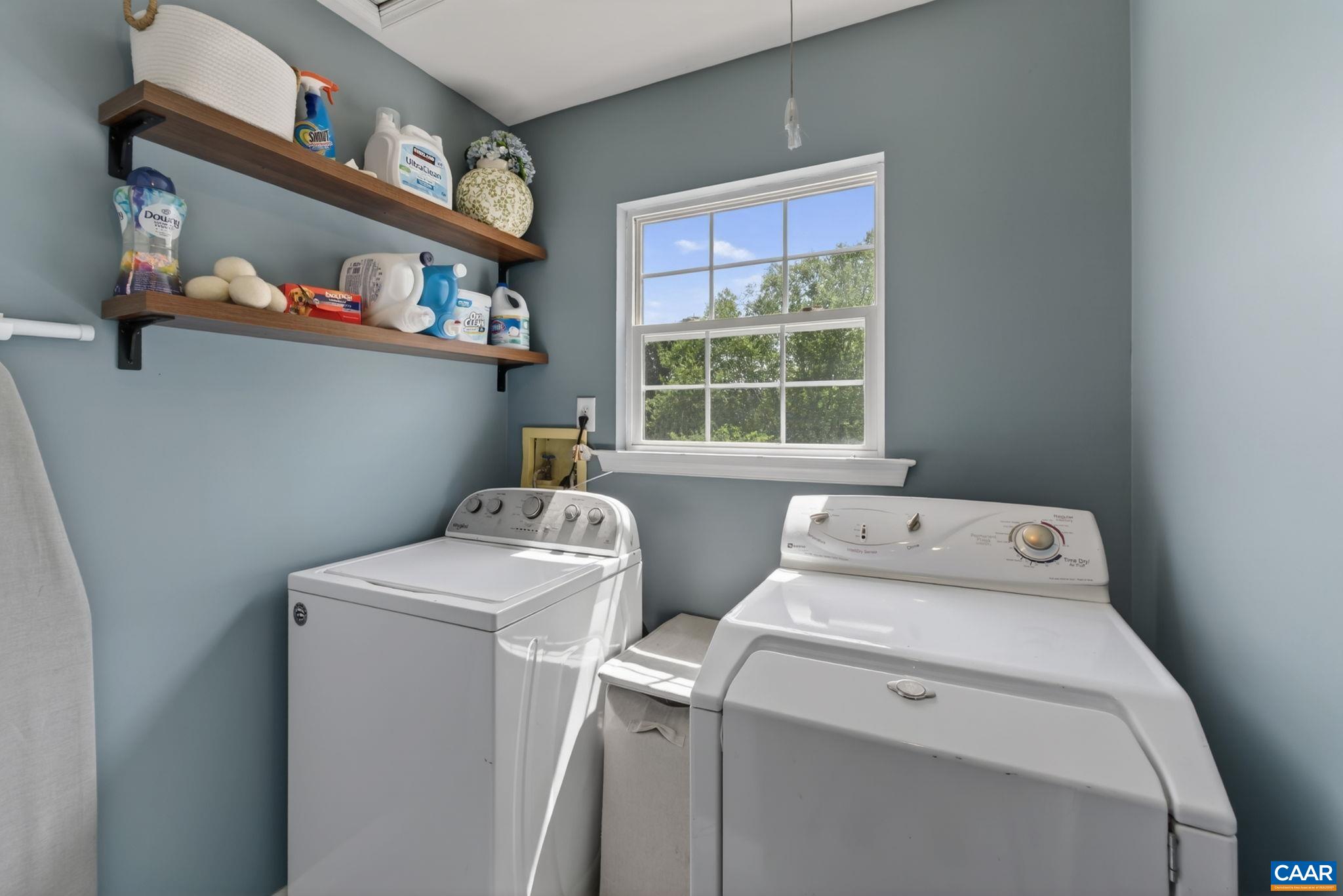 1557 PRIMROSE LN, CHARLOTTESVILLE, Virginia 22902, 3 Bedrooms Bedrooms, ,2 BathroomsBathrooms,Residential,1557 PRIMROSE LN,677333 MLS # 677333 1557 PRIMROSE LN, CHARLOTTESVILLE, Virginia 22902, 3 Bedrooms Bedrooms, ,2 BathroomsBathrooms,Residential,1557 PRIMROSE LN,677333 MLS # 677333