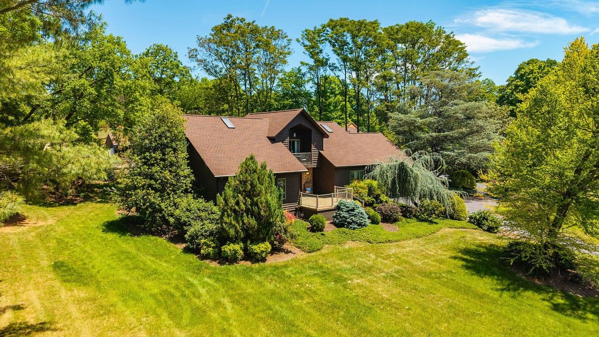 726 LADD RD, FISHERSVILLE, Virginia 22939, 4 Bedrooms Bedrooms, ,4 BathroomsBathrooms,Residential,726 LADD RD,677468 MLS # 677468 726 LADD RD, FISHERSVILLE, Virginia 22939, 4 Bedrooms Bedrooms, ,4 BathroomsBathrooms,Residential,726 LADD RD,677468 MLS # 677468