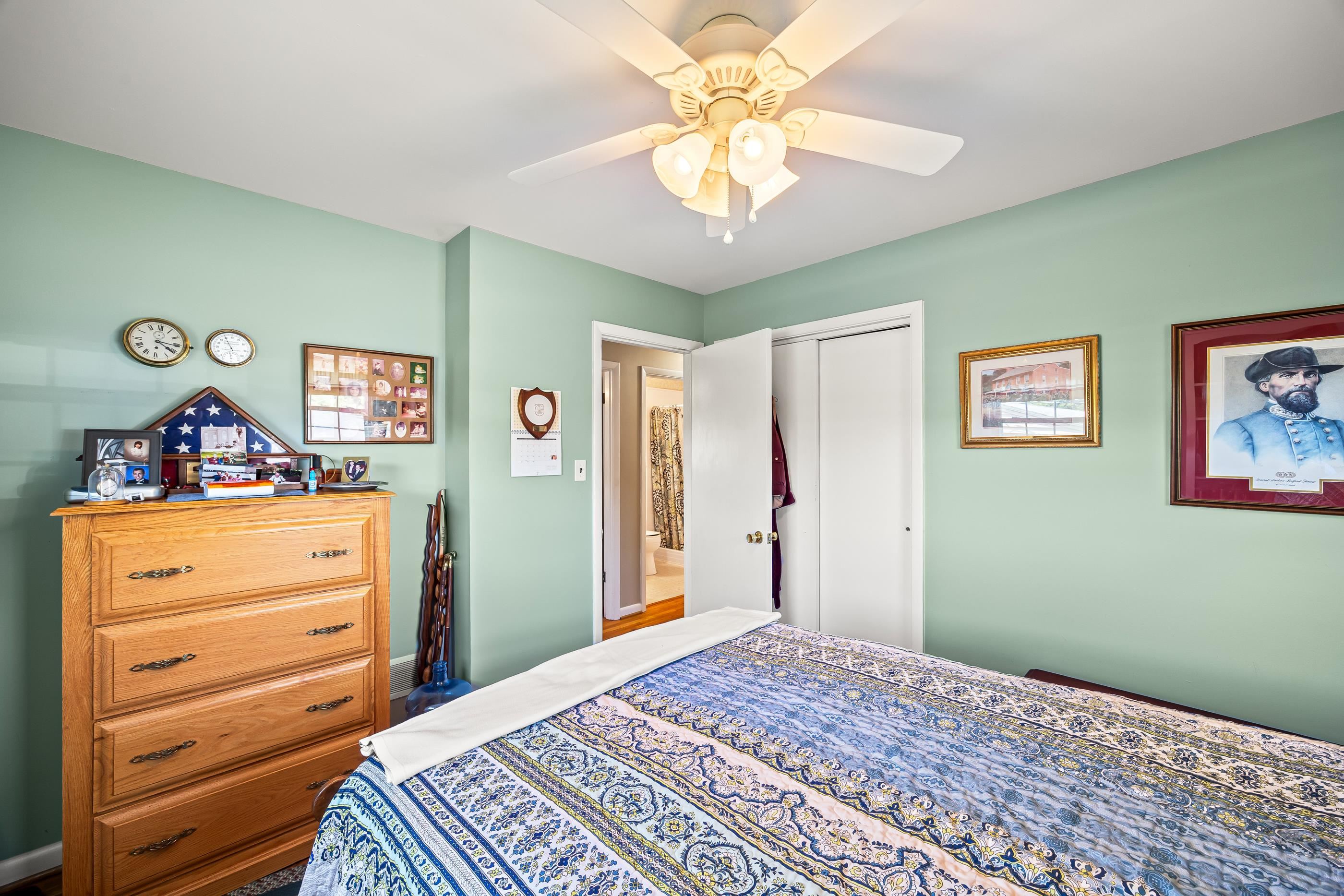 208 TUXEDO RD, STAUNTON, Virginia 24401, 3 Bedrooms Bedrooms, ,1 BathroomBathrooms,Residential,Brick ranch with a sunroom, fenced yard, and full ,208 TUXEDO RD,677477 MLS # 677477 208 TUXEDO RD, STAUNTON, Virginia 24401, 3 Bedrooms Bedrooms, ,1 BathroomBathrooms,Residential,Brick ranch with a sunroom, fenced yard, and full ,208 TUXEDO RD,677477 MLS # 677477