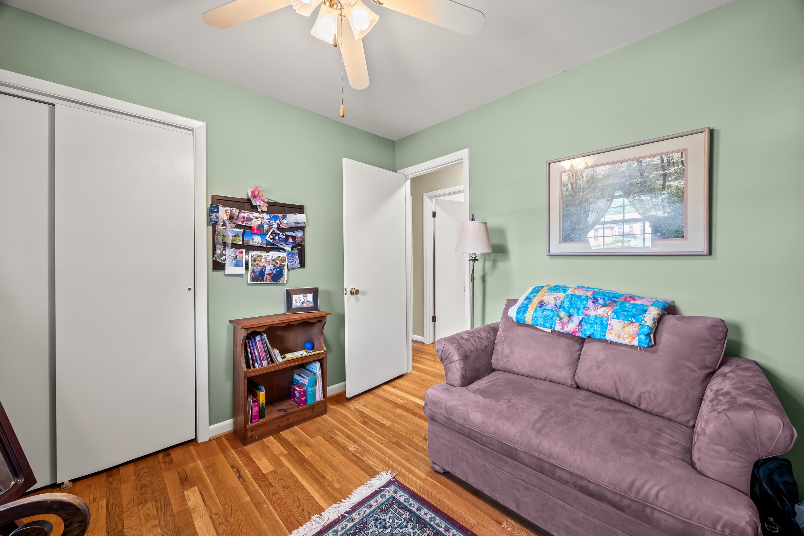 208 TUXEDO RD, STAUNTON, Virginia 24401, 3 Bedrooms Bedrooms, ,1 BathroomBathrooms,Residential,Brick ranch with a sunroom, fenced yard, and full ,208 TUXEDO RD,677477 MLS # 677477 208 TUXEDO RD, STAUNTON, Virginia 24401, 3 Bedrooms Bedrooms, ,1 BathroomBathrooms,Residential,Brick ranch with a sunroom, fenced yard, and full ,208 TUXEDO RD,677477 MLS # 677477