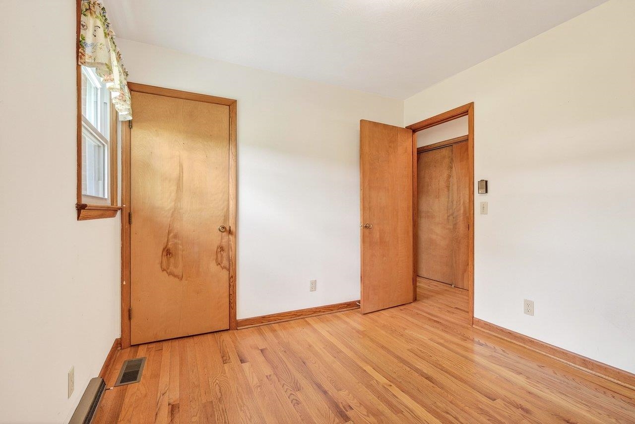 310 DRY RIVER RD, BRIDGEWATER, Virginia 22812, 3 Bedrooms Bedrooms, ,1 BathroomBathrooms,Residential,310 DRY RIVER RD,677478 MLS # 677478 310 DRY RIVER RD, BRIDGEWATER, Virginia 22812, 3 Bedrooms Bedrooms, ,1 BathroomBathrooms,Residential,310 DRY RIVER RD,677478 MLS # 677478