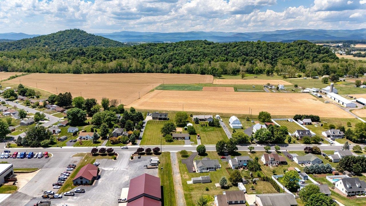 310 DRY RIVER RD, BRIDGEWATER, Virginia 22812, 3 Bedrooms Bedrooms, ,1 BathroomBathrooms,Residential,310 DRY RIVER RD,677478 MLS # 677478 310 DRY RIVER RD, BRIDGEWATER, Virginia 22812, 3 Bedrooms Bedrooms, ,1 BathroomBathrooms,Residential,310 DRY RIVER RD,677478 MLS # 677478