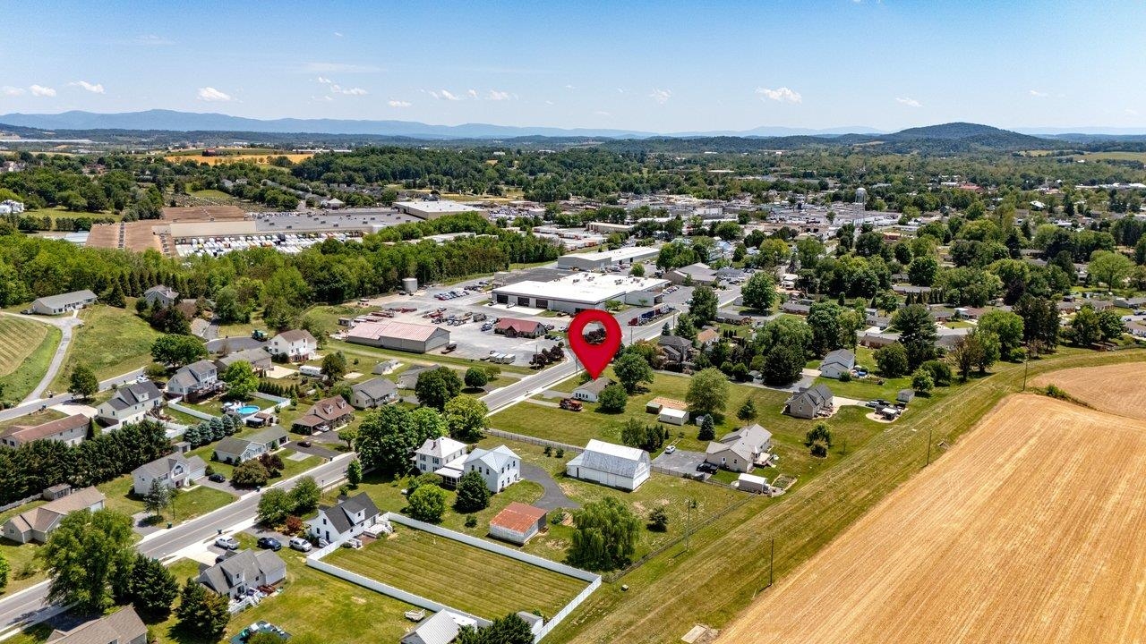 310 DRY RIVER RD, BRIDGEWATER, Virginia 22812, 3 Bedrooms Bedrooms, ,1 BathroomBathrooms,Residential,310 DRY RIVER RD,677478 MLS # 677478 310 DRY RIVER RD, BRIDGEWATER, Virginia 22812, 3 Bedrooms Bedrooms, ,1 BathroomBathrooms,Residential,310 DRY RIVER RD,677478 MLS # 677478