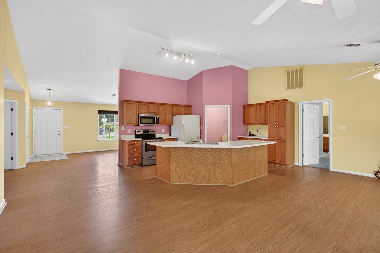 53 HARROGATE DR, FISHERSVILLE, Virginia 22939, 3 Bedrooms Bedrooms, ,2 BathroomsBathrooms,Residential,53 HARROGATE DR,677479 MLS # 677479 53 HARROGATE DR, FISHERSVILLE, Virginia 22939, 3 Bedrooms Bedrooms, ,2 BathroomsBathrooms,Residential,53 HARROGATE DR,677479 MLS # 677479