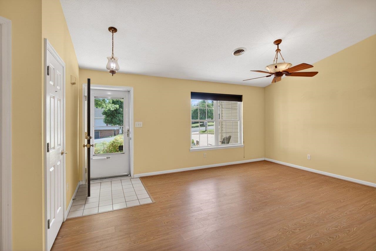 53 HARROGATE DR, FISHERSVILLE, Virginia 22939, 3 Bedrooms Bedrooms, ,2 BathroomsBathrooms,Residential,53 HARROGATE DR,677479 MLS # 677479 53 HARROGATE DR, FISHERSVILLE, Virginia 22939, 3 Bedrooms Bedrooms, ,2 BathroomsBathrooms,Residential,53 HARROGATE DR,677479 MLS # 677479