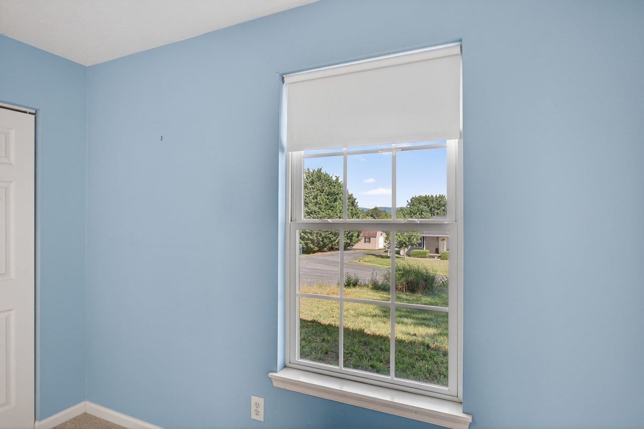 53 HARROGATE DR, FISHERSVILLE, Virginia 22939, 3 Bedrooms Bedrooms, ,2 BathroomsBathrooms,Residential,53 HARROGATE DR,677479 MLS # 677479 53 HARROGATE DR, FISHERSVILLE, Virginia 22939, 3 Bedrooms Bedrooms, ,2 BathroomsBathrooms,Residential,53 HARROGATE DR,677479 MLS # 677479