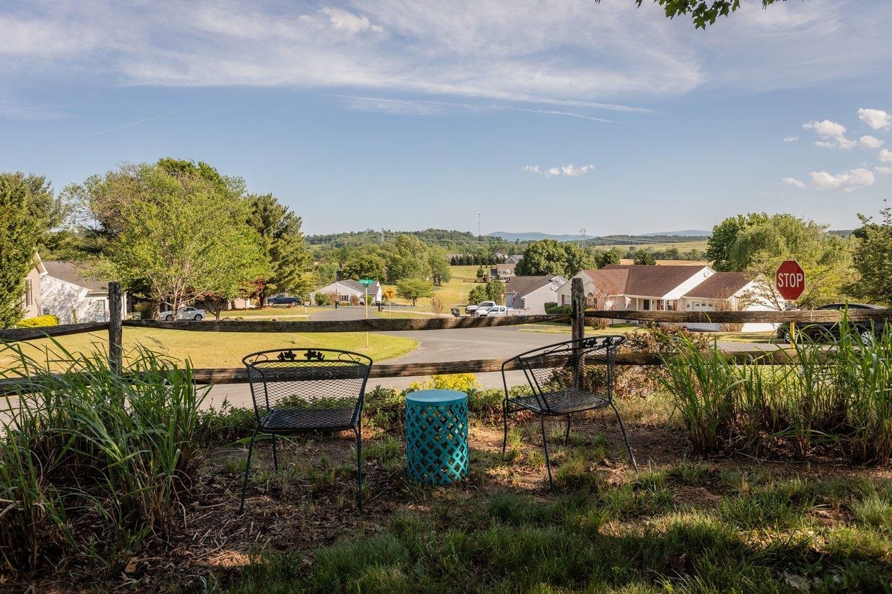 53 HARROGATE DR, FISHERSVILLE, Virginia 22939, 3 Bedrooms Bedrooms, ,2 BathroomsBathrooms,Residential,53 HARROGATE DR,677479 MLS # 677479 53 HARROGATE DR, FISHERSVILLE, Virginia 22939, 3 Bedrooms Bedrooms, ,2 BathroomsBathrooms,Residential,53 HARROGATE DR,677479 MLS # 677479