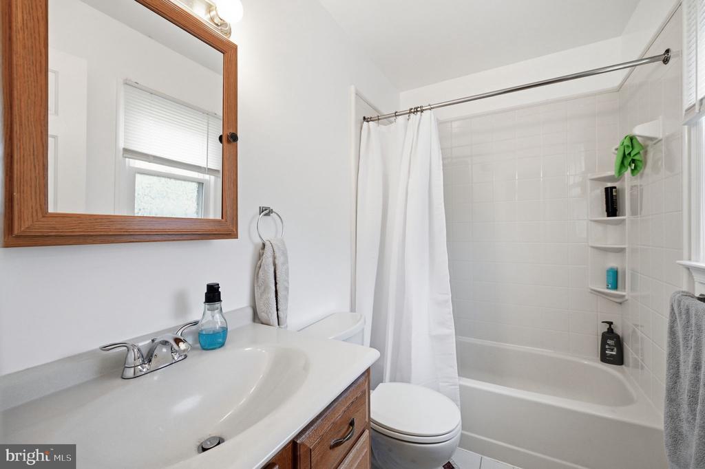 5725 UP A WAY DR, FREDERICKSBURG, Virginia 22407, 3 Bedrooms Bedrooms, ,2 BathroomsBathrooms,Residential,5725 UP A WAY DR,VASP2042152 MLS # VASP2042152 5725 UP A WAY DR, FREDERICKSBURG, Virginia 22407, 3 Bedrooms Bedrooms, ,2 BathroomsBathrooms,Residential,5725 UP A WAY DR,VASP2042152 MLS # VASP2042152