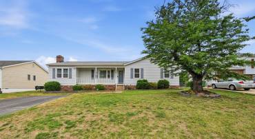 5725 UP A WAY DR, FREDERICKSBURG, Virginia 22407, 3 Bedrooms Bedrooms, ,2 BathroomsBathrooms,Residential,5725 UP A WAY DR,VASP2042152 MLS # VASP2042152