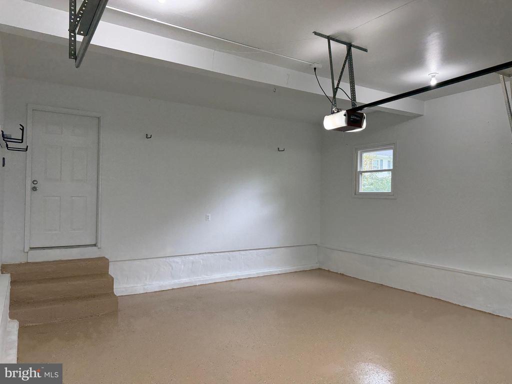 7033 WESTMORELAND DR, WARRENTON, Virginia 20187, 4 Bedrooms Bedrooms, ,2 BathroomsBathrooms,Residential,7033 WESTMORELAND DR,VAFQ2022166 MLS # VAFQ2022166 7033 WESTMORELAND DR, WARRENTON, Virginia 20187, 4 Bedrooms Bedrooms, ,2 BathroomsBathrooms,Residential,7033 WESTMORELAND DR,VAFQ2022166 MLS # VAFQ2022166