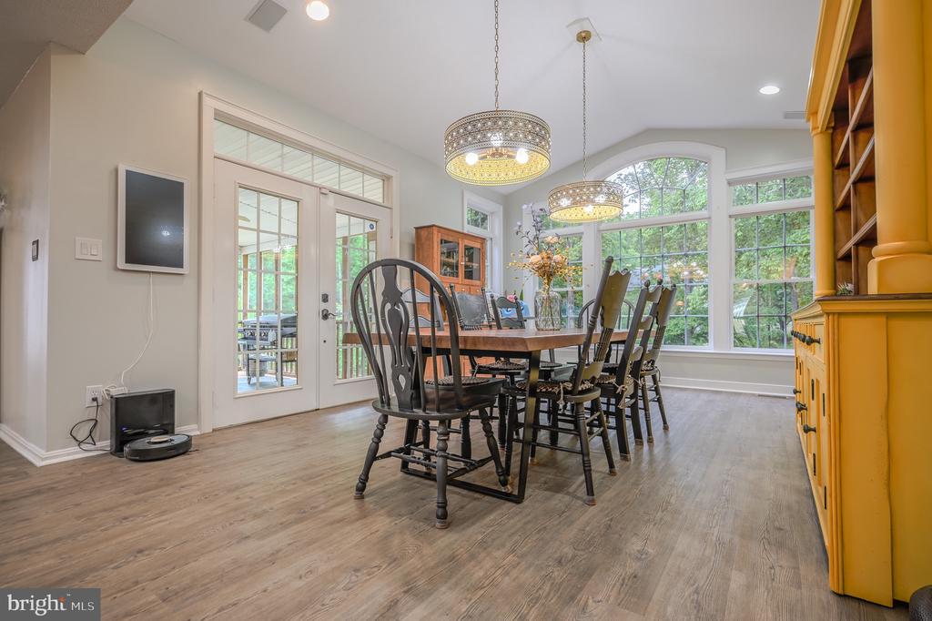 10322 EDINBURGH DR, SPOTSYLVANIA, Virginia 22553, 4 Bedrooms Bedrooms, ,3 BathroomsBathrooms,Residential,10322 EDINBURGH DR,VASP2042236 MLS # VASP2042236 10322 EDINBURGH DR, SPOTSYLVANIA, Virginia 22553, 4 Bedrooms Bedrooms, ,3 BathroomsBathrooms,Residential,10322 EDINBURGH DR,VASP2042236 MLS # VASP2042236