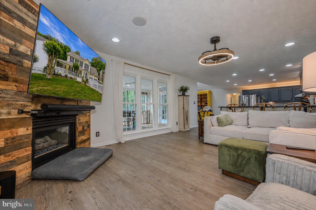 10322 EDINBURGH DR, SPOTSYLVANIA, Virginia 22553, 4 Bedrooms Bedrooms, ,3 BathroomsBathrooms,Residential,10322 EDINBURGH DR,VASP2042236 MLS # VASP2042236 10322 EDINBURGH DR, SPOTSYLVANIA, Virginia 22553, 4 Bedrooms Bedrooms, ,3 BathroomsBathrooms,Residential,10322 EDINBURGH DR,VASP2042236 MLS # VASP2042236