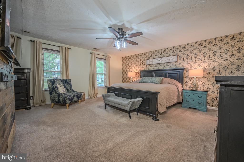 10322 EDINBURGH DR, SPOTSYLVANIA, Virginia 22553, 4 Bedrooms Bedrooms, ,3 BathroomsBathrooms,Residential,10322 EDINBURGH DR,VASP2042236 MLS # VASP2042236 10322 EDINBURGH DR, SPOTSYLVANIA, Virginia 22553, 4 Bedrooms Bedrooms, ,3 BathroomsBathrooms,Residential,10322 EDINBURGH DR,VASP2042236 MLS # VASP2042236