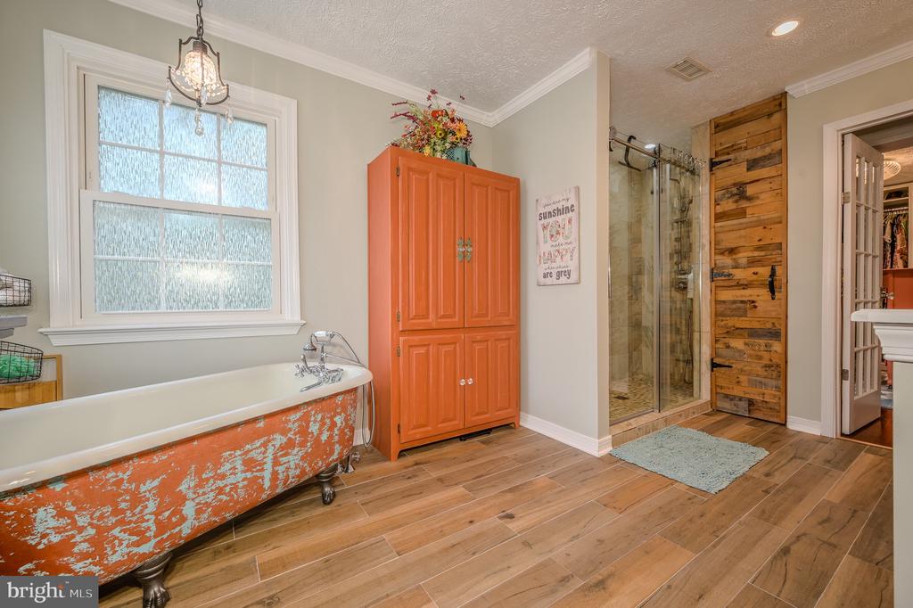10322 EDINBURGH DR, SPOTSYLVANIA, Virginia 22553, 4 Bedrooms Bedrooms, ,3 BathroomsBathrooms,Residential,10322 EDINBURGH DR,VASP2042236 MLS # VASP2042236 10322 EDINBURGH DR, SPOTSYLVANIA, Virginia 22553, 4 Bedrooms Bedrooms, ,3 BathroomsBathrooms,Residential,10322 EDINBURGH DR,VASP2042236 MLS # VASP2042236