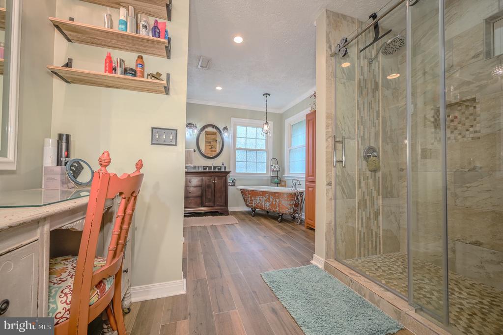 10322 EDINBURGH DR, SPOTSYLVANIA, Virginia 22553, 4 Bedrooms Bedrooms, ,3 BathroomsBathrooms,Residential,10322 EDINBURGH DR,VASP2042236 MLS # VASP2042236 10322 EDINBURGH DR, SPOTSYLVANIA, Virginia 22553, 4 Bedrooms Bedrooms, ,3 BathroomsBathrooms,Residential,10322 EDINBURGH DR,VASP2042236 MLS # VASP2042236