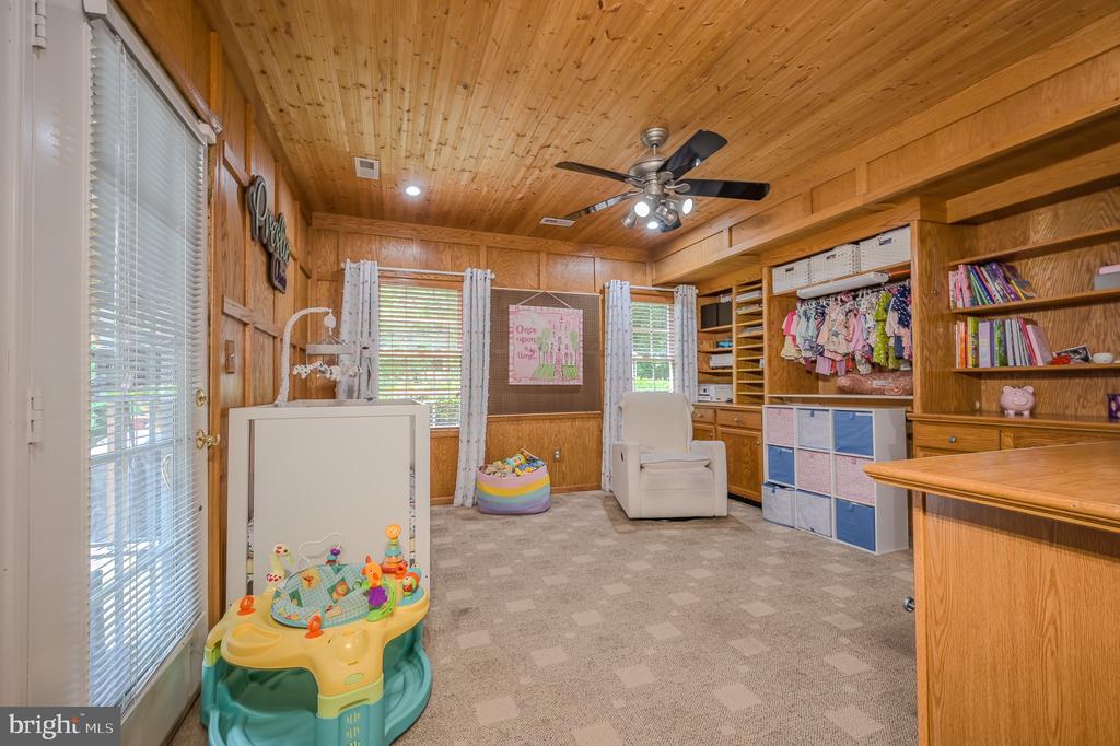10322 EDINBURGH DR, SPOTSYLVANIA, Virginia 22553, 4 Bedrooms Bedrooms, ,3 BathroomsBathrooms,Residential,10322 EDINBURGH DR,VASP2042236 MLS # VASP2042236 10322 EDINBURGH DR, SPOTSYLVANIA, Virginia 22553, 4 Bedrooms Bedrooms, ,3 BathroomsBathrooms,Residential,10322 EDINBURGH DR,VASP2042236 MLS # VASP2042236