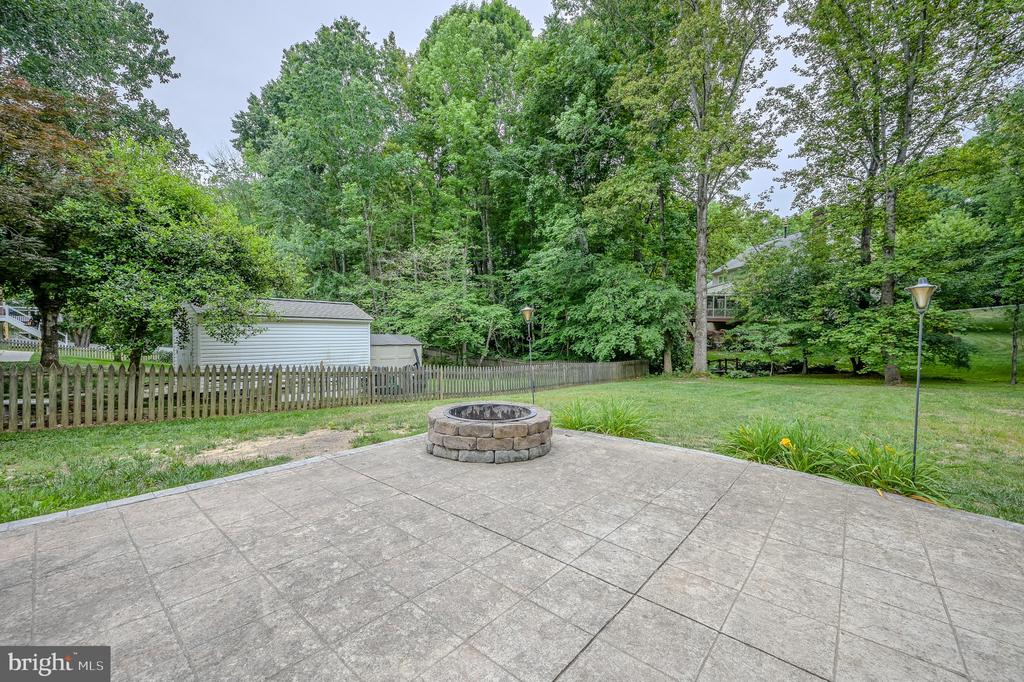 10322 EDINBURGH DR, SPOTSYLVANIA, Virginia 22553, 4 Bedrooms Bedrooms, ,3 BathroomsBathrooms,Residential,10322 EDINBURGH DR,VASP2042236 MLS # VASP2042236 10322 EDINBURGH DR, SPOTSYLVANIA, Virginia 22553, 4 Bedrooms Bedrooms, ,3 BathroomsBathrooms,Residential,10322 EDINBURGH DR,VASP2042236 MLS # VASP2042236
