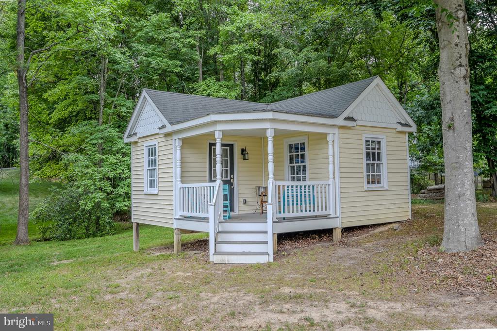 10322 EDINBURGH DR, SPOTSYLVANIA, Virginia 22553, 4 Bedrooms Bedrooms, ,3 BathroomsBathrooms,Residential,10322 EDINBURGH DR,VASP2042236 MLS # VASP2042236 10322 EDINBURGH DR, SPOTSYLVANIA, Virginia 22553, 4 Bedrooms Bedrooms, ,3 BathroomsBathrooms,Residential,10322 EDINBURGH DR,VASP2042236 MLS # VASP2042236