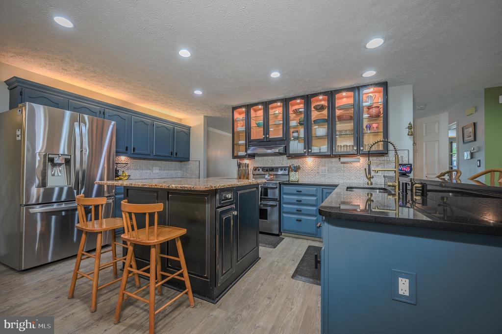 10322 EDINBURGH DR, SPOTSYLVANIA, Virginia 22553, 4 Bedrooms Bedrooms, ,3 BathroomsBathrooms,Residential,10322 EDINBURGH DR,VASP2042236 MLS # VASP2042236 10322 EDINBURGH DR, SPOTSYLVANIA, Virginia 22553, 4 Bedrooms Bedrooms, ,3 BathroomsBathrooms,Residential,10322 EDINBURGH DR,VASP2042236 MLS # VASP2042236