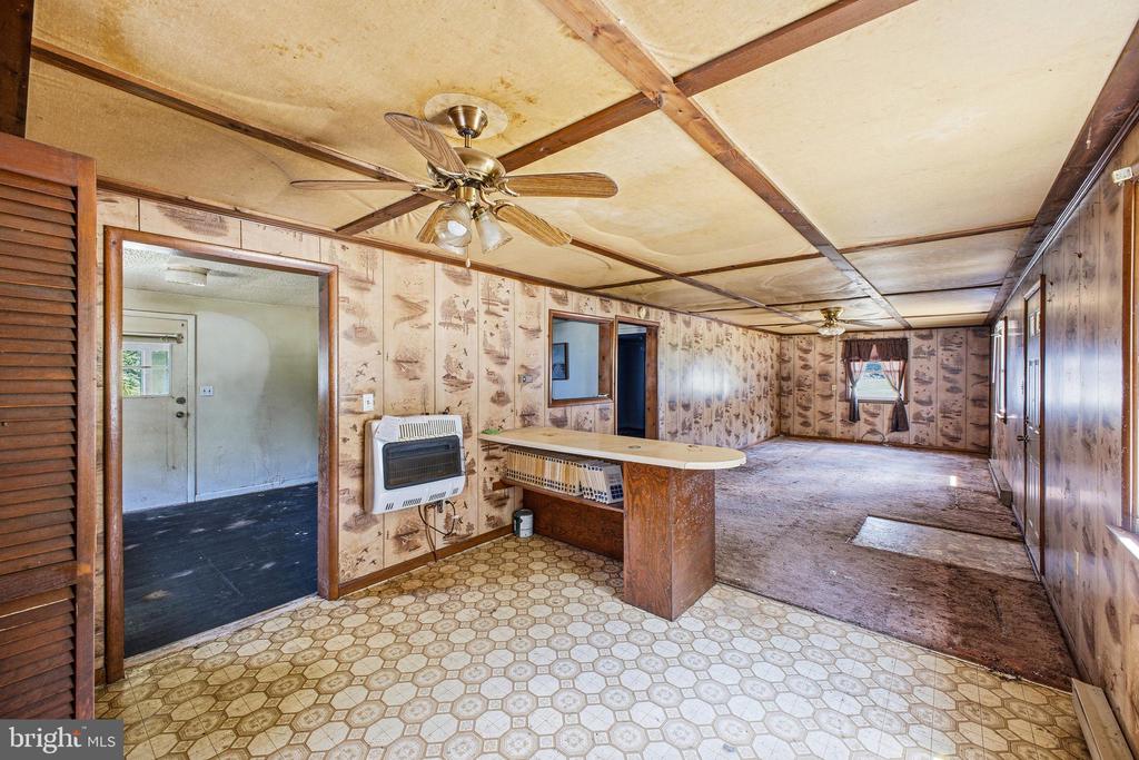 753 STEAM HOLLOW RD, SHENANDOAH, Virginia 22849, 2 Bedrooms Bedrooms, ,1 BathroomBathrooms,Residential,753 STEAM HOLLOW RD,VAPA2006484 MLS # VAPA2006484
