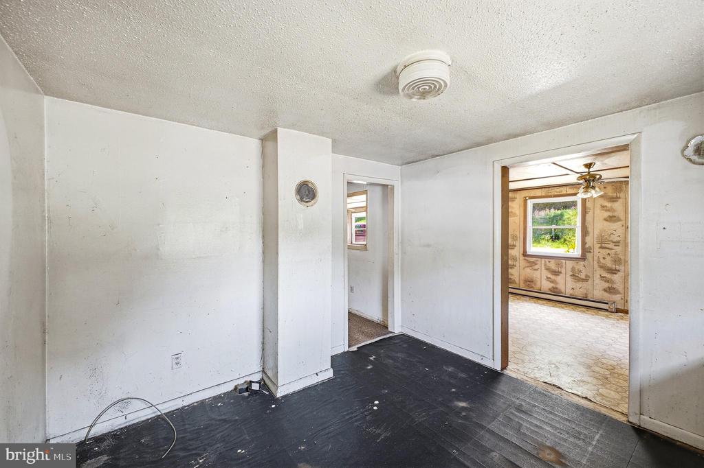 753 STEAM HOLLOW RD, SHENANDOAH, Virginia 22849, 2 Bedrooms Bedrooms, ,1 BathroomBathrooms,Residential,753 STEAM HOLLOW RD,VAPA2006484 MLS # VAPA2006484
