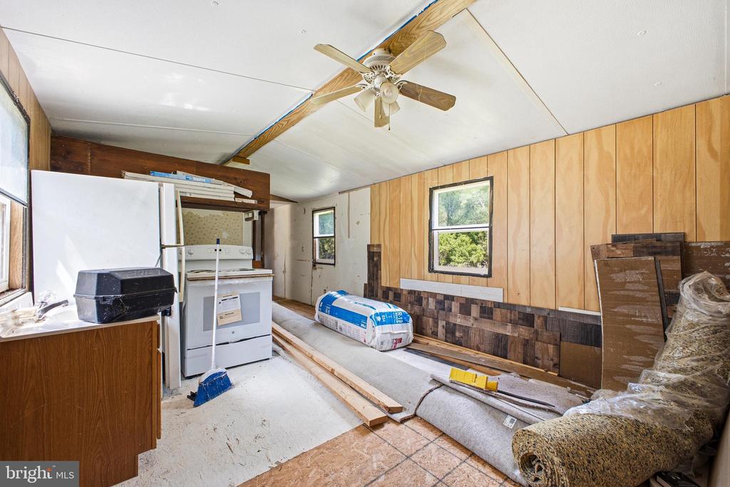 753 STEAM HOLLOW RD, SHENANDOAH, Virginia 22849, 2 Bedrooms Bedrooms, ,1 BathroomBathrooms,Residential,753 STEAM HOLLOW RD,VAPA2006484 MLS # VAPA2006484
