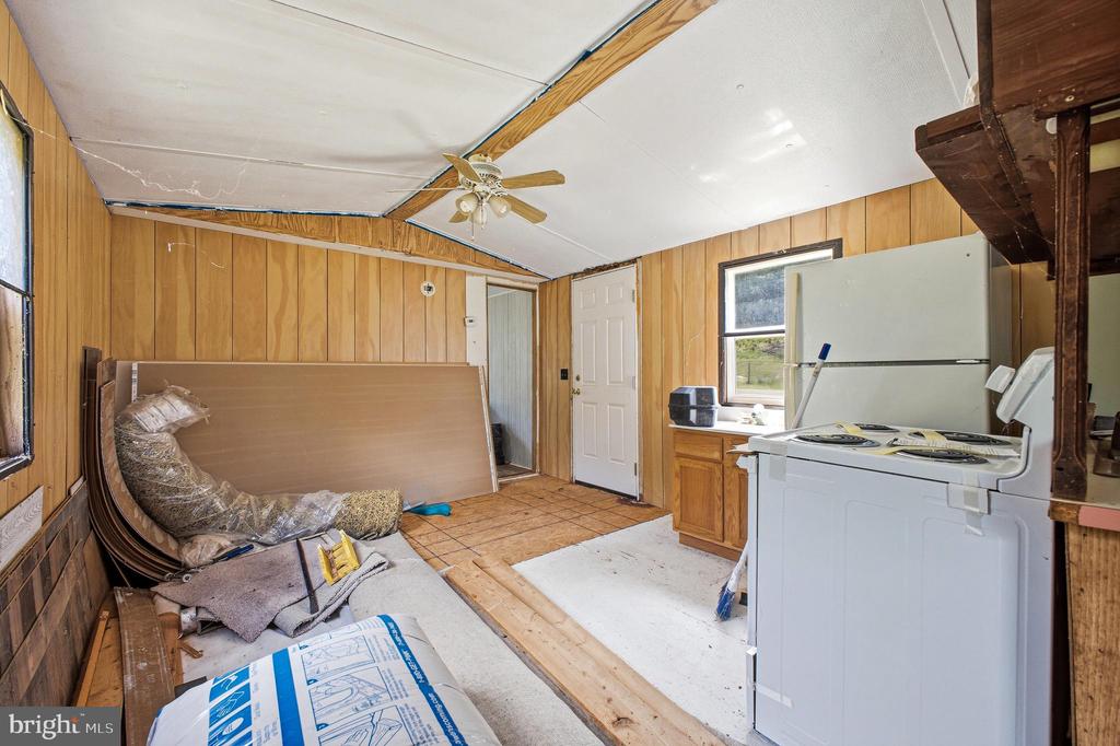 753 STEAM HOLLOW RD, SHENANDOAH, Virginia 22849, 2 Bedrooms Bedrooms, ,1 BathroomBathrooms,Residential,753 STEAM HOLLOW RD,VAPA2006484 MLS # VAPA2006484