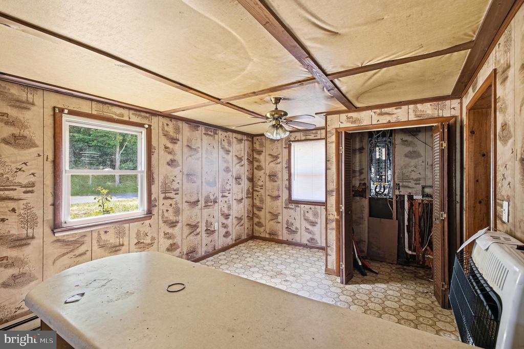 753 STEAM HOLLOW RD, SHENANDOAH, Virginia 22849, 2 Bedrooms Bedrooms, ,1 BathroomBathrooms,Residential,753 STEAM HOLLOW RD,VAPA2006484 MLS # VAPA2006484