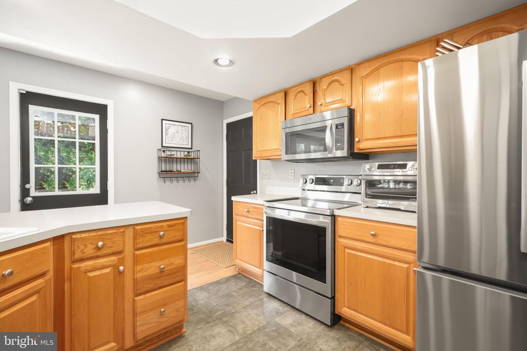 11916 WOODLAND VIEW DR, FREDERICKSBURG, Virginia 22407, 4 Bedrooms Bedrooms, ,2 BathroomsBathrooms,Residential,11916 WOODLAND VIEW DR,VASP2042244 MLS # VASP2042244 11916 WOODLAND VIEW DR, FREDERICKSBURG, Virginia 22407, 4 Bedrooms Bedrooms, ,2 BathroomsBathrooms,Residential,11916 WOODLAND VIEW DR,VASP2042244 MLS # VASP2042244