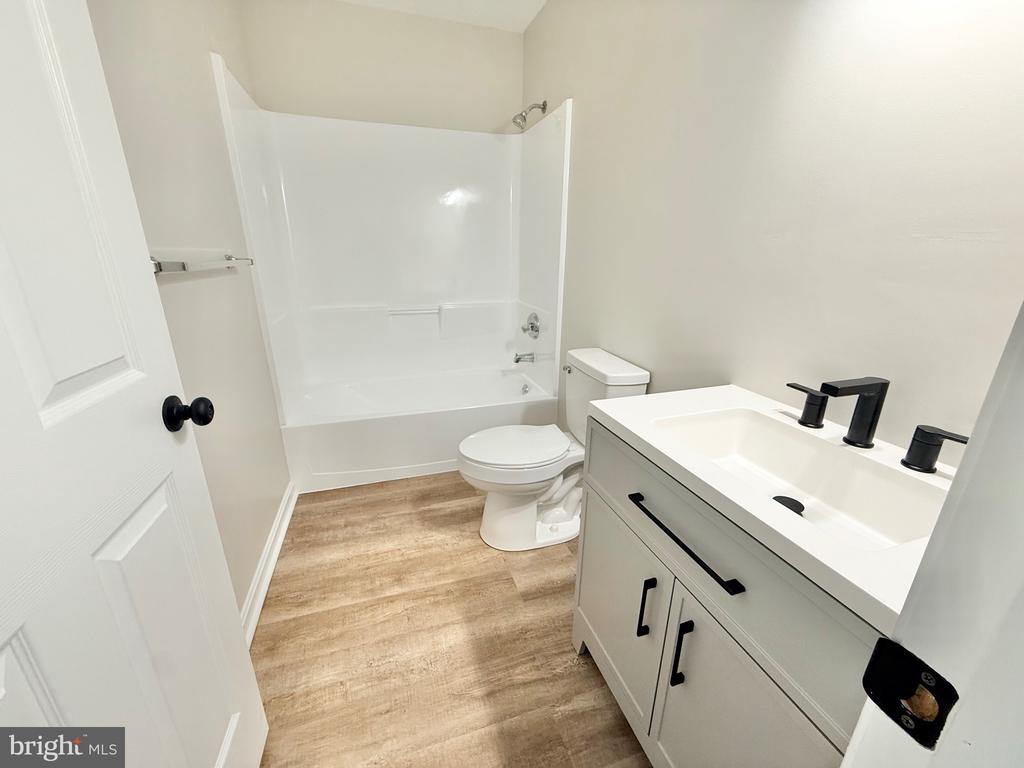 332 LAFAYETTE DR, CULPEPER, Virginia 22701, 3 Bedrooms Bedrooms, ,1 BathroomBathrooms,Residential,332 LAFAYETTE DR,VACU2013702 MLS # VACU2013702