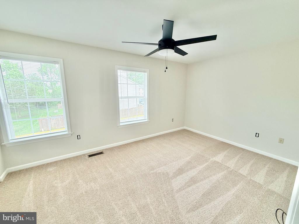 332 LAFAYETTE DR, CULPEPER, Virginia 22701, 3 Bedrooms Bedrooms, ,1 BathroomBathrooms,Residential,332 LAFAYETTE DR,VACU2013702 MLS # VACU2013702