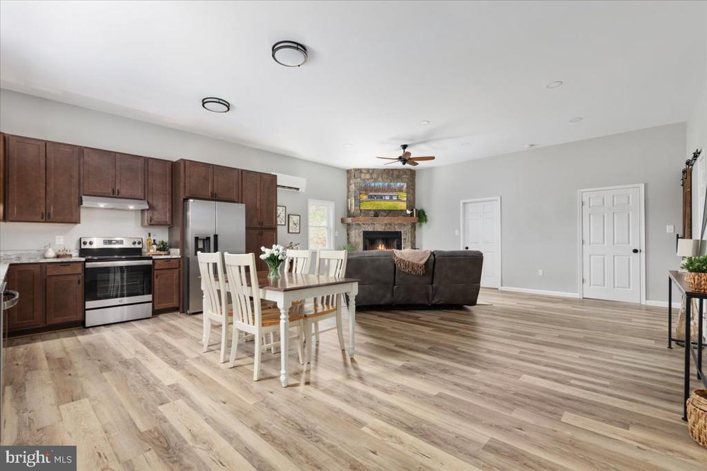 5331 MERRY OAKS RD, THE PLAINS, Virginia 20198, 3 Bedrooms Bedrooms, ,2 BathroomsBathrooms,Residential,5331 MERRY OAKS RD,VAFQ2022126 MLS # VAFQ2022126 5331 MERRY OAKS RD, THE PLAINS, Virginia 20198, 3 Bedrooms Bedrooms, ,2 BathroomsBathrooms,Residential,5331 MERRY OAKS RD,VAFQ2022126 MLS # VAFQ2022126