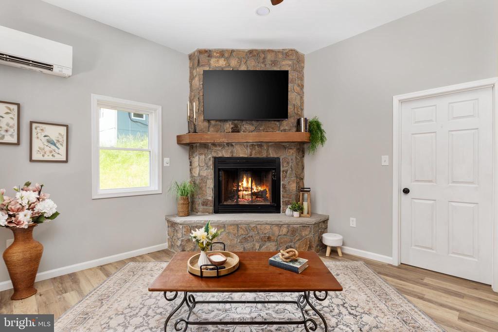 5331 MERRY OAKS RD, THE PLAINS, Virginia 20198, 3 Bedrooms Bedrooms, ,2 BathroomsBathrooms,Residential,5331 MERRY OAKS RD,VAFQ2022126 MLS # VAFQ2022126 5331 MERRY OAKS RD, THE PLAINS, Virginia 20198, 3 Bedrooms Bedrooms, ,2 BathroomsBathrooms,Residential,5331 MERRY OAKS RD,VAFQ2022126 MLS # VAFQ2022126