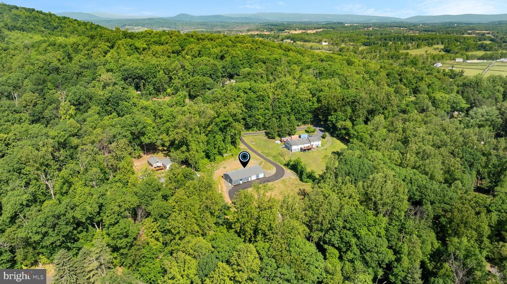 5331 MERRY OAKS RD, THE PLAINS, Virginia 20198, 3 Bedrooms Bedrooms, ,2 BathroomsBathrooms,Residential,5331 MERRY OAKS RD,VAFQ2022126 MLS # VAFQ2022126 5331 MERRY OAKS RD, THE PLAINS, Virginia 20198, 3 Bedrooms Bedrooms, ,2 BathroomsBathrooms,Residential,5331 MERRY OAKS RD,VAFQ2022126 MLS # VAFQ2022126