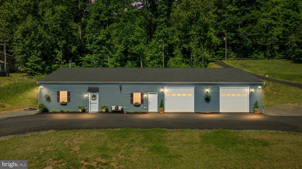 5331 MERRY OAKS RD, THE PLAINS, Virginia 20198, 3 Bedrooms Bedrooms, ,2 BathroomsBathrooms,Residential,5331 MERRY OAKS RD,VAFQ2022126 MLS # VAFQ2022126 5331 MERRY OAKS RD, THE PLAINS, Virginia 20198, 3 Bedrooms Bedrooms, ,2 BathroomsBathrooms,Residential,5331 MERRY OAKS RD,VAFQ2022126 MLS # VAFQ2022126