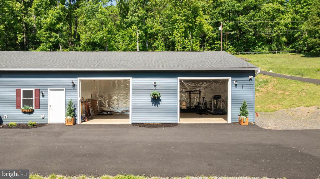 5331 MERRY OAKS RD, THE PLAINS, Virginia 20198, 3 Bedrooms Bedrooms, ,2 BathroomsBathrooms,Residential,5331 MERRY OAKS RD,VAFQ2022126 MLS # VAFQ2022126 5331 MERRY OAKS RD, THE PLAINS, Virginia 20198, 3 Bedrooms Bedrooms, ,2 BathroomsBathrooms,Residential,5331 MERRY OAKS RD,VAFQ2022126 MLS # VAFQ2022126