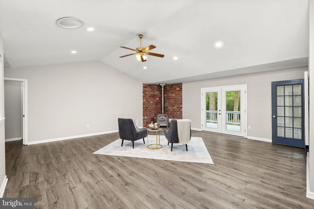 104 FEDERAL RD, LOCUST GROVE, Virginia 22508, 3 Bedrooms Bedrooms, ,2 BathroomsBathrooms,Residential,104 FEDERAL RD,VAOR2014248 MLS # VAOR2014248
