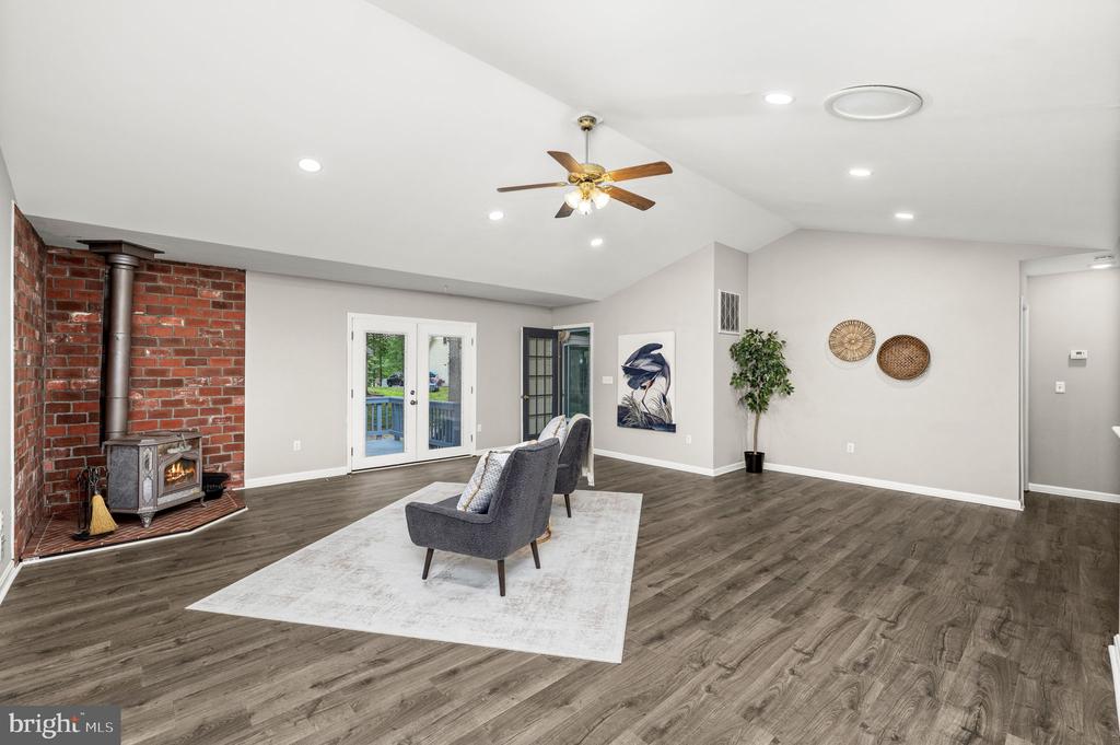 104 FEDERAL RD, LOCUST GROVE, Virginia 22508, 3 Bedrooms Bedrooms, ,2 BathroomsBathrooms,Residential,104 FEDERAL RD,VAOR2014248 MLS # VAOR2014248