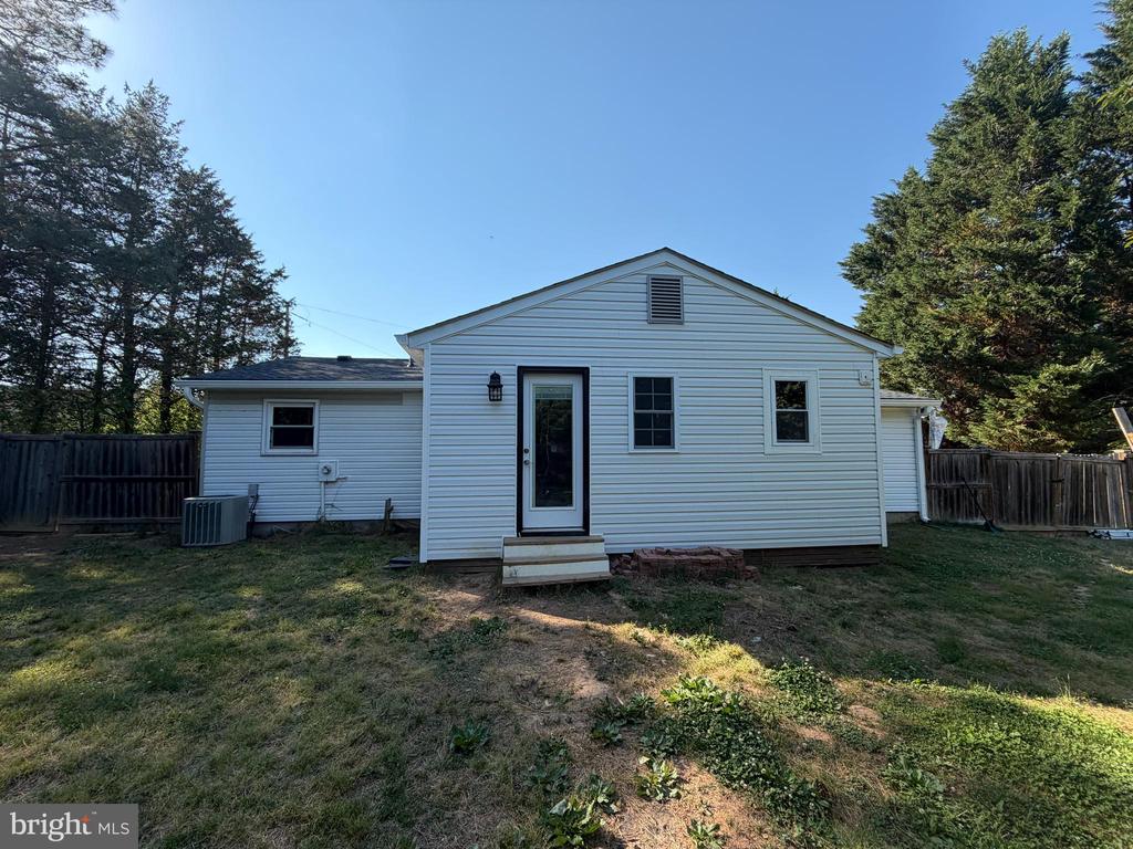 9528 RAPIDAN DR, FREDERICKSBURG, Virginia 22407, 4 Bedrooms Bedrooms, ,1 BathroomBathrooms,Residential,9528 RAPIDAN DR,VASP2042254 MLS # VASP2042254 9528 RAPIDAN DR, FREDERICKSBURG, Virginia 22407, 4 Bedrooms Bedrooms, ,1 BathroomBathrooms,Residential,9528 RAPIDAN DR,VASP2042254 MLS # VASP2042254