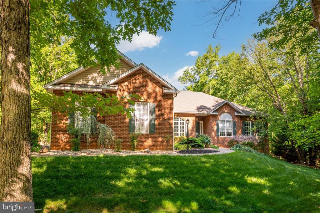 6134 WALKERS HOLLOW WAY, LOCUST GROVE, Virginia 22508, 5 Bedrooms Bedrooms, ,4 BathroomsBathrooms,Residential,6134 WALKERS HOLLOW WAY,VAOR2014254 MLS # VAOR2014254 6134 WALKERS HOLLOW WAY, LOCUST GROVE, Virginia 22508, 5 Bedrooms Bedrooms, ,4 BathroomsBathrooms,Residential,6134 WALKERS HOLLOW WAY,VAOR2014254 MLS # VAOR2014254