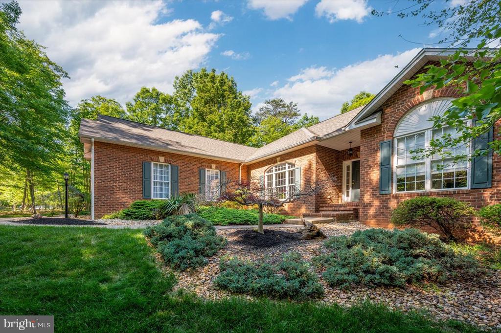 6134 WALKERS HOLLOW WAY, LOCUST GROVE, Virginia 22508, 5 Bedrooms Bedrooms, ,4 BathroomsBathrooms,Residential,6134 WALKERS HOLLOW WAY,VAOR2014254 MLS # VAOR2014254 6134 WALKERS HOLLOW WAY, LOCUST GROVE, Virginia 22508, 5 Bedrooms Bedrooms, ,4 BathroomsBathrooms,Residential,6134 WALKERS HOLLOW WAY,VAOR2014254 MLS # VAOR2014254