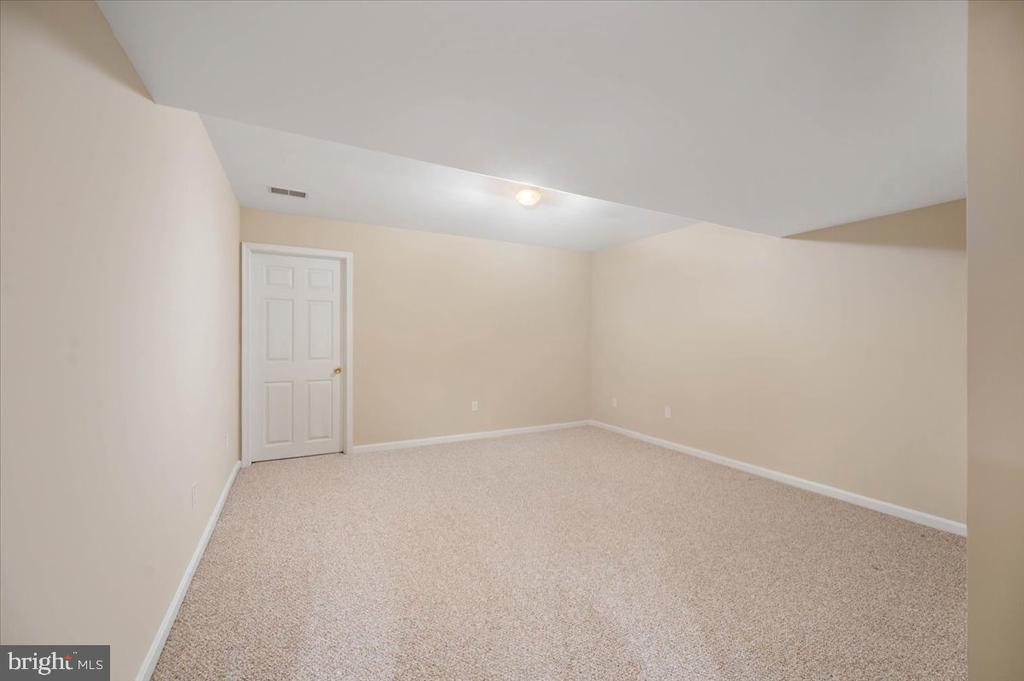 6134 WALKERS HOLLOW WAY, LOCUST GROVE, Virginia 22508, 5 Bedrooms Bedrooms, ,4 BathroomsBathrooms,Residential,6134 WALKERS HOLLOW WAY,VAOR2014254 MLS # VAOR2014254 6134 WALKERS HOLLOW WAY, LOCUST GROVE, Virginia 22508, 5 Bedrooms Bedrooms, ,4 BathroomsBathrooms,Residential,6134 WALKERS HOLLOW WAY,VAOR2014254 MLS # VAOR2014254